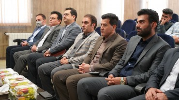 اولین نشست فناوران پارک علم و فناوری استان با دکتر فرزین برگزار شد