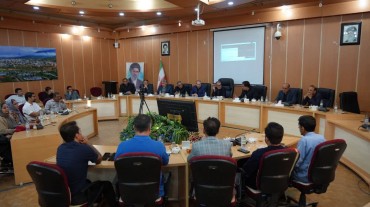 نگاه راهبردی استاندار کهگیلویه و بویراحمد به توسعۀ اقتصاد دانش‌بنیان در صنایع دستی