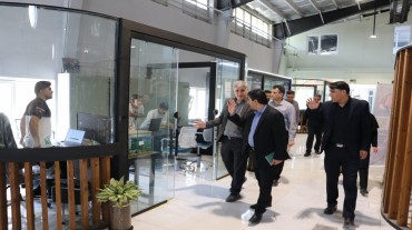 بازدید فرمانداران لنده و مارگون و رئیس دانشگاه پیام نور استان از مرکز رشد جامع یاسوج