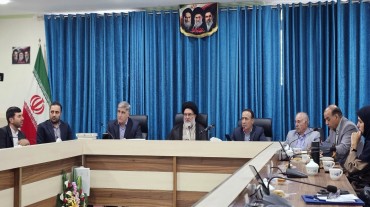 تأکید بر نقش نخبگان و شرکت‌های فناور در حل مسائل استان.
