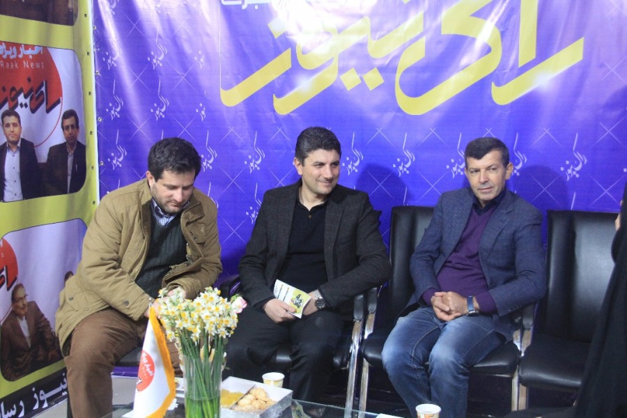 بازدید از نمایشگاه مطبوعات استان/ گزارش تصویری