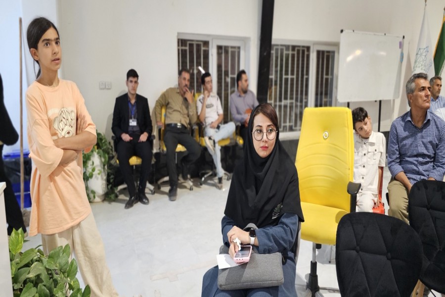 تأکید رئیس پارک علم و فناوری بر حمایت از ایده‌های برتر در مراسم رونمایی «ایدیتو»