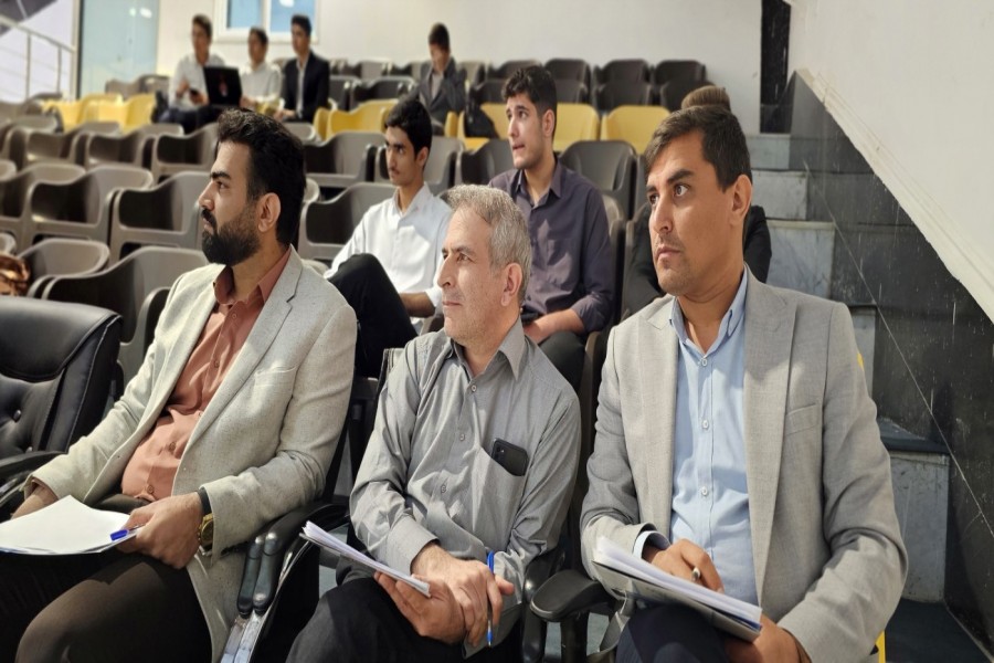 مرحله پایانی رویداد استارتاپی «هوش مصنوعی در امنیت سایبری حوزه پلیس» با همکاری فراجا و پارک علم و فناوری استان برگزار شد