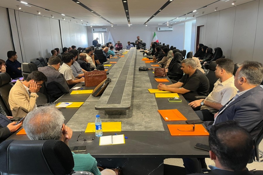 بوت کمپ ایده پردازی استارتاپی و کاربردهای هوش مصنوعی در مدیریت کسب و کار در مرکز رشد گچساران برگزار شد.