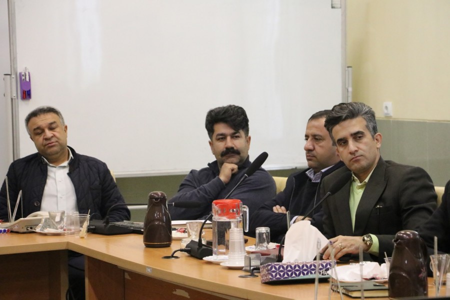 نشست هم‌افزایی فناورانه میان شرکت گاز و پارک علم و فناوری استان برگزار شد