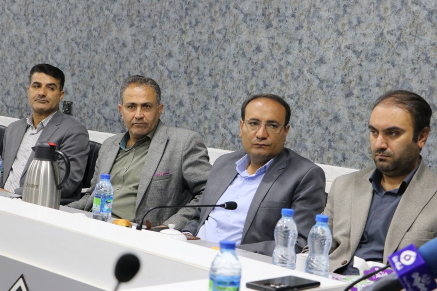 رویداد فرهنگی «نیمکت‌های آسمانی» با همکاری نهاد کتابخانه‌های عمومی و پارک علم و فناوری استان برگزار شد.