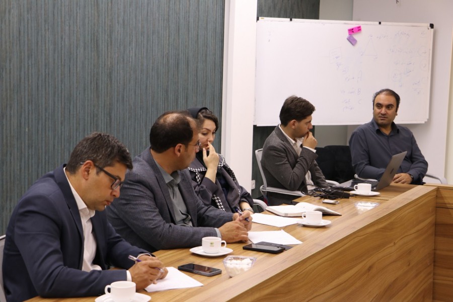 کارگاه مشاوره تخصصی بازاریابی و تجاری‌سازی در مرکز رشد یاسوج برگزار شد