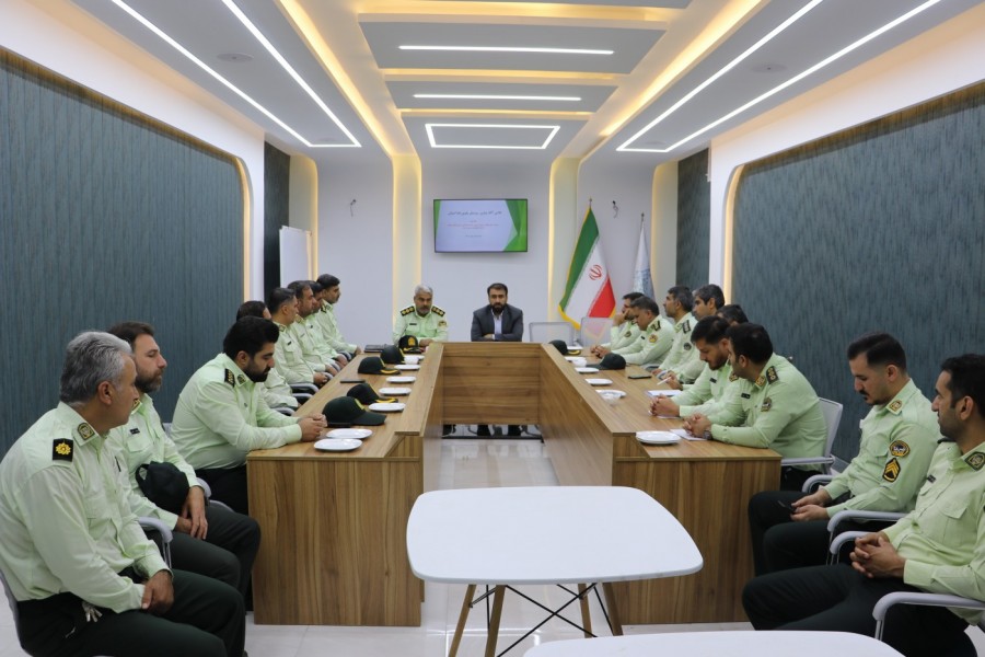 بازدید رئیس سازمان قضایی  نیروهای مسلح  استان و رئیس پلیس فتا از مرکز رشد و توسعه اقتصاد دیجیتال