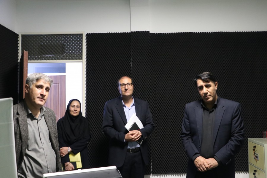بازدید فرمانداران لنده و مارگون و رئیس دانشگاه پیام نور استان از مرکز رشد جامع یاسوج