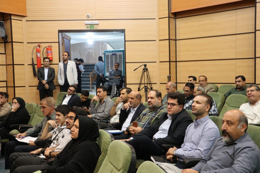 روز دوم آموزش طرح ملی مهارت‌افزایی هوش مصنوعی با محوریت مهندسی پرامپت در یاسوج برگزار شد.