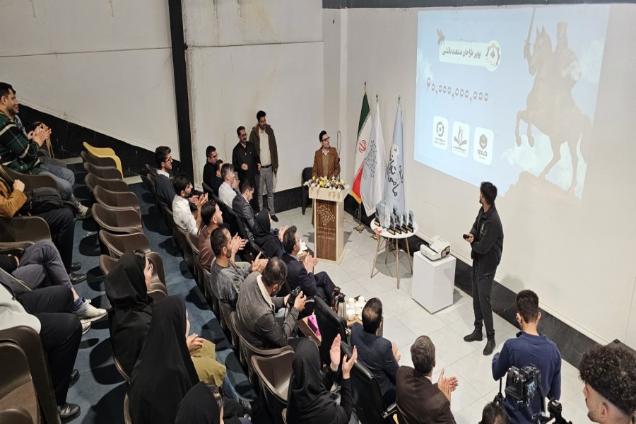 موفقیت فناوران پارک استان در جذب ۱۸۰ میلیارد ریال سرمایه‌گذاری در رویداد «کندوپیچ»